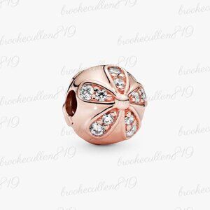 Pandora Sparkling Daisy Flower Clip Charm